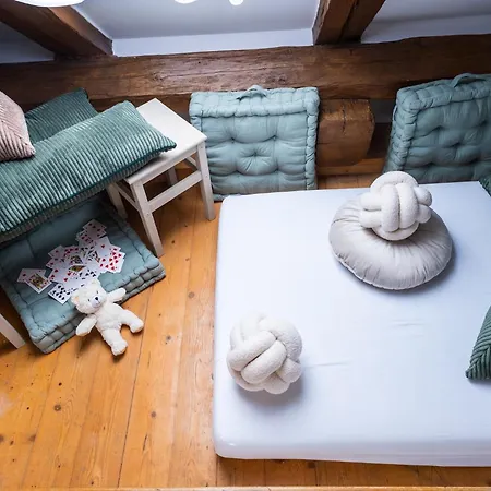 Guest house Dvorce 3*